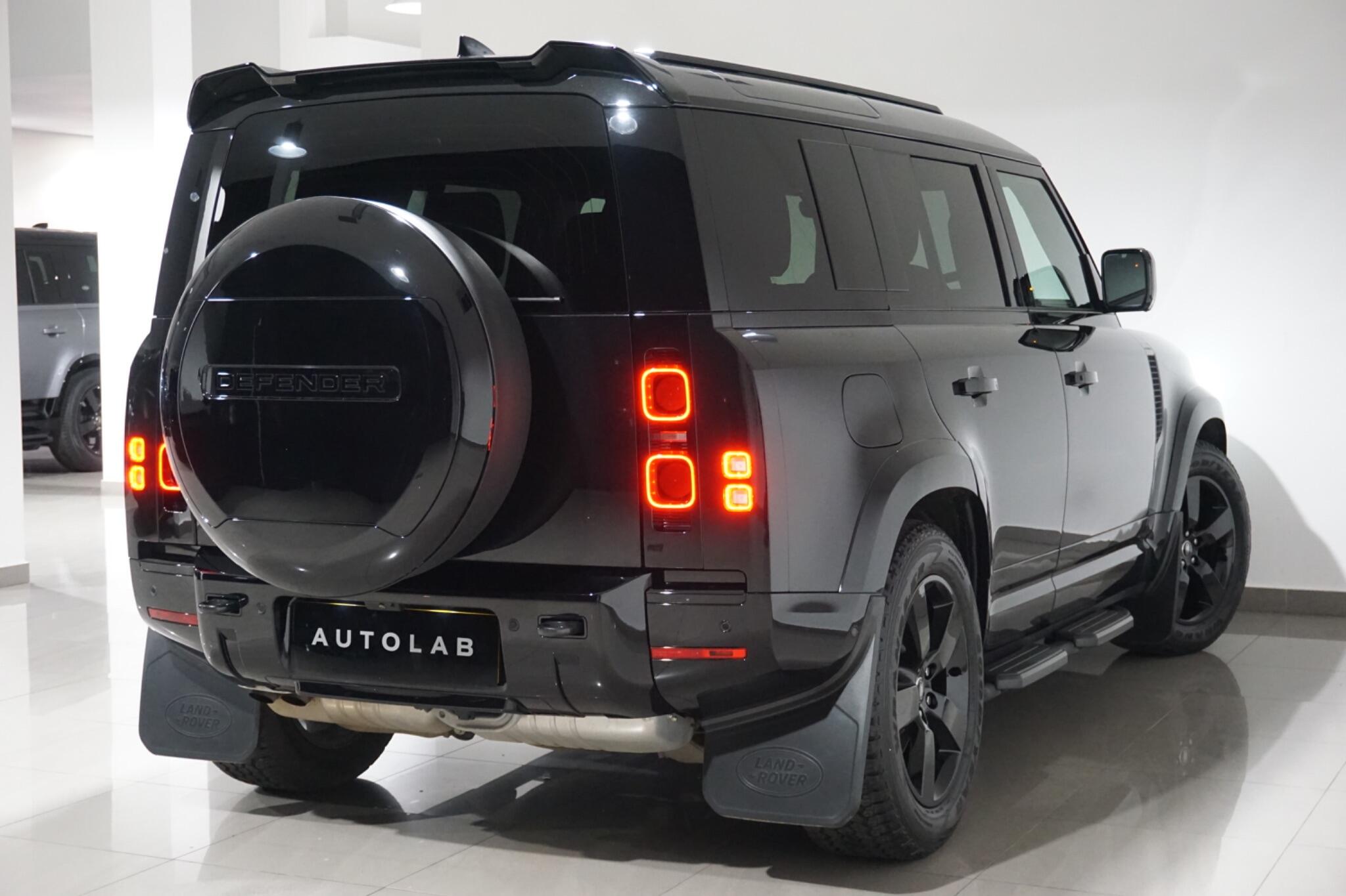 Land Rover Defender 110 3.0 D350 MHEV X-Dynamic SE SUV 5dr Diesel Auto 4WD Euro 6 (s/s) (350 ps)